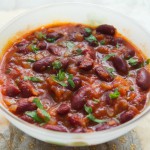 Червона квасоля в томатному соусі