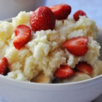 Кус-кус з полуницею і бананом