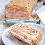 Закусочний «Наполеон» з фореллю і вершковим сиром