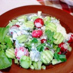 Салат з редиски з бринзою і лимонною цедрою